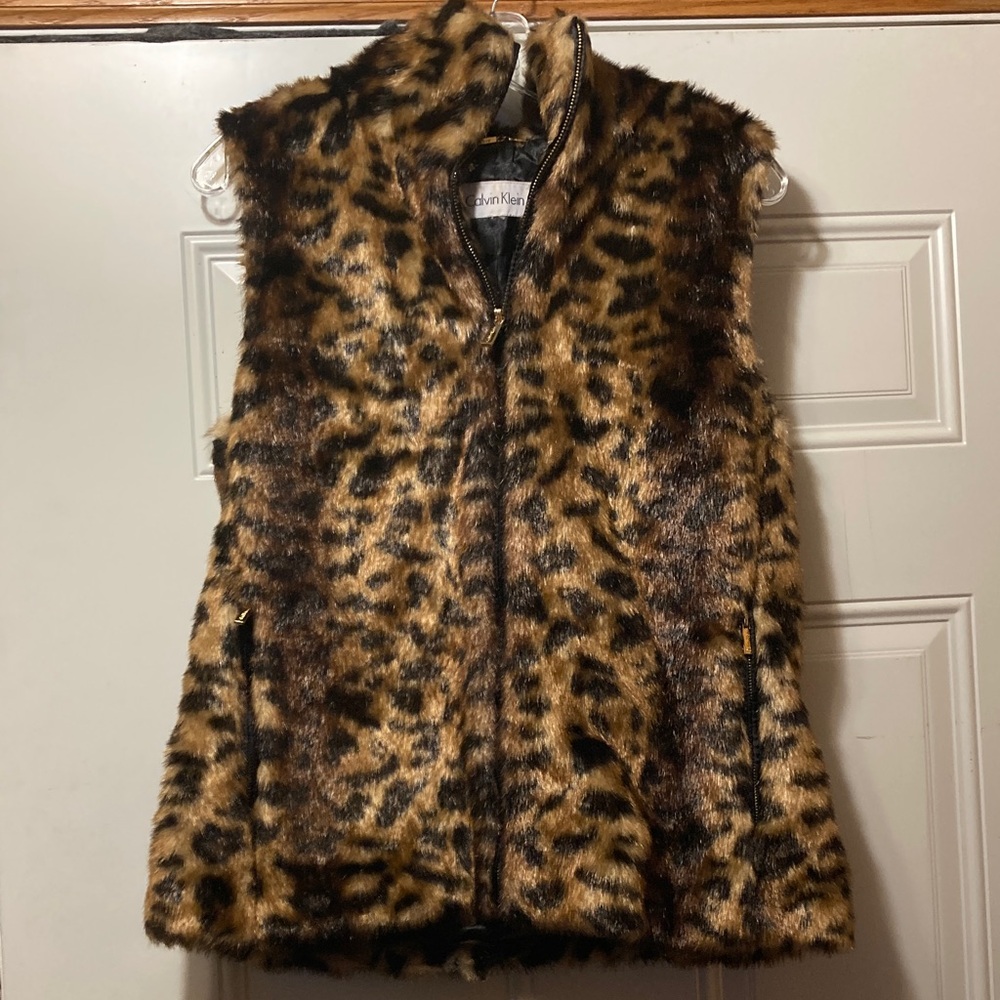 Calvin Klein Women's Animal Print Faux‎ Fur Vest M